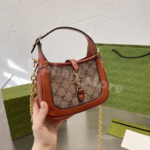 2022 new underarm bag womens shoulder handbag designer chain bag fashion retro elegant 19cmx14cm
2022 new underarm bag womens shoulder handbag designer chain bag fashion retro elegant 19cmx14cm