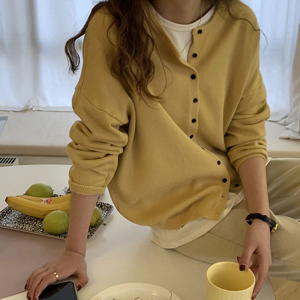 spring and autumn ladies elegant sweater v-neck button cardigan fashion korean style single-breasted long-sleeved, White;black
spring and autumn ladies elegant sweater v-neck button cardigan fashion korean style single-breasted long-sleeved, White;black