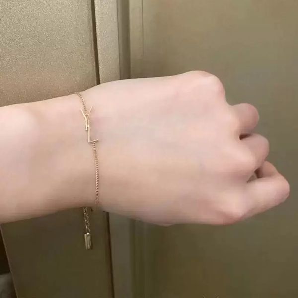 66scharm bracelets letter pendants bracelet women designer luxury jewelry silver chains y gold love bracelets designers accessories party gi, Golden;silver
66scharm bracelets letter pendants bracelet women designer luxury jewelry silver chains y gold love bracelets designers accessories party gi, Golden;silver