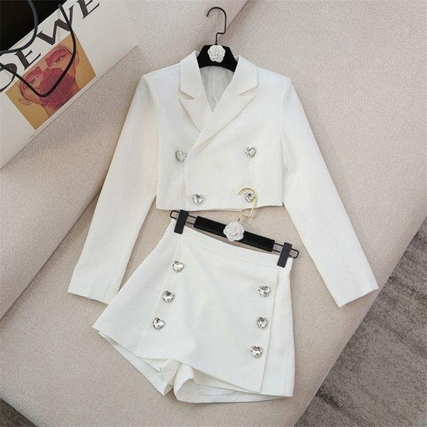 autumn small fragrance two piece set women crop short blazer coat high waist shorts sets high street 2 piece pant suits 220712, Gray
autumn small fragrance two piece set women crop short blazer coat high waist shorts sets high street 2 piece pant suits 220712, Gray