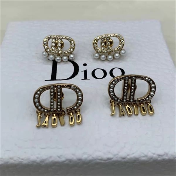 2022 fashion 20% off designer jewelry d family new letter diamond inlaid pearl tassel earrings temperament light luxury fashion earrings, Golden
2022 fashion 20% off designer jewelry d family new letter diamond inlaid pearl tassel earrings temperament light luxury fashion earrings, Golden