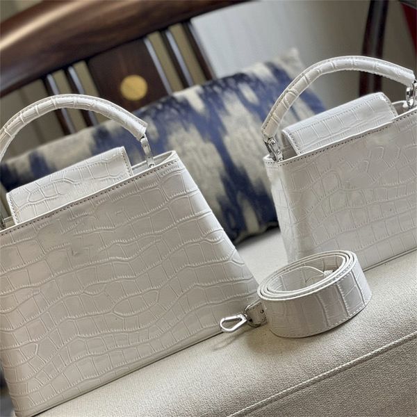 capucines bb shoulder bag totes women luxurys designers crocodile leather handbags stuff crossbody lady louiseitys viutonitys
capucines bb shoulder bag totes women luxurys designers crocodile leather handbags stuff crossbody lady louiseitys viutonitys