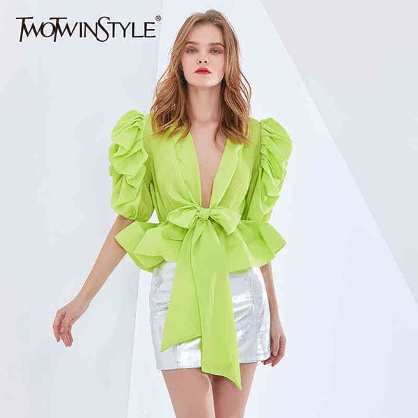 patchwork ruffle short shirt for women v neck puff sleeve lace up bowknot white blouse female fashion clothes 210423
patchwork ruffle short shirt for women v neck puff sleeve lace up bowknot white blouse female fashion clothes 210423