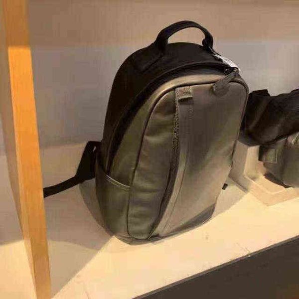 new large 22 capacity travel bag fashion trend convenient leather waterproof backpack for men and women
new large 22 capacity travel bag fashion trend convenient leather waterproof backpack for men and women