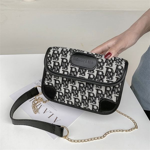 spring and summer chain women's red messenger women's shoulder 70% off store wholesale
spring and summer chain women's red messenger women's shoulder 70% off store wholesale