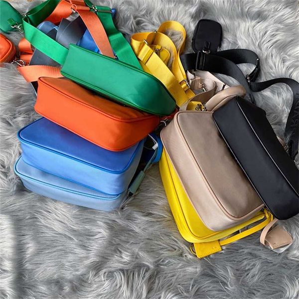 2021 fashion re-edition 2005 nylon woman luxurys men designers bags lady womens mens crossbody tote hobo shoulder purses handbags bag wallet
2021 fashion re-edition 2005 nylon woman luxurys men designers bags lady womens mens crossbody tote hobo shoulder purses handbags bag wallet