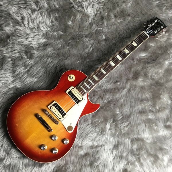 paul classic electric guitar same of the pictures
paul classic electric guitar same of the pictures