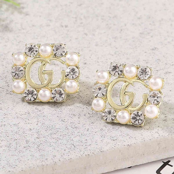 ancient family square letter doubles net red temperament women's s925 silver needle earrings, Golden
ancient family square letter doubles net red temperament women's s925 silver needle earrings, Golden