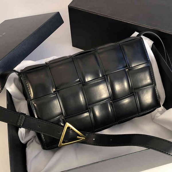 evening bags khbv female fashion 2022 mcha net red same type pillow woven bag luxurys designers bag aaa
evening bags khbv female fashion 2022 mcha net red same type pillow woven bag luxurys designers bag aaa