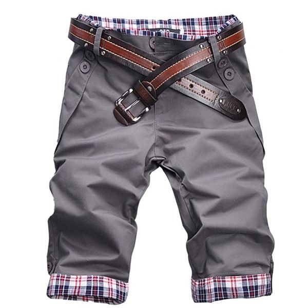 plaid patchwork summer men shorts plus size pockets buttons loose casual beach 220621, White;black
plaid patchwork summer men shorts plus size pockets buttons loose casual beach 220621, White;black