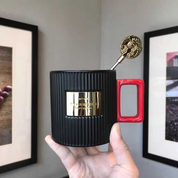 starbucks black gold dark green vertical stripe ceramic water cup nameplate edge mug mermaid copper seal coffee cup with spoon
starbucks black gold dark green vertical stripe ceramic water cup nameplate edge mug mermaid copper seal coffee cup with spoon