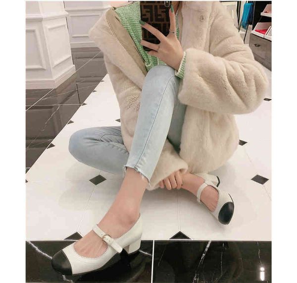dress shoes small fragrance flat bottom mary jane shoes spring versatile patent leather square head thick heel women's single yc25, Black
dress shoes small fragrance flat bottom mary jane shoes spring versatile patent leather square head thick heel women's single yc25, Black