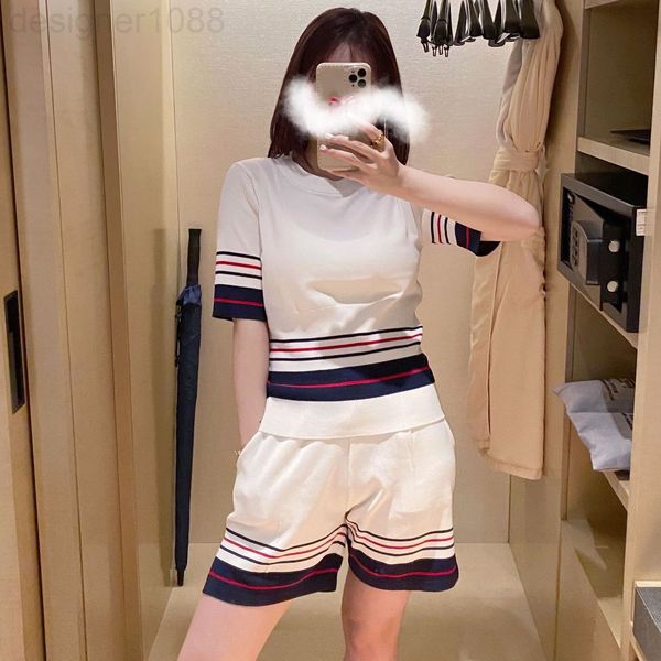 two piece dress designer 2022 spring and summer new fashion slim contrast striped knitted t-shirt shorts casual two-piece suit women 2k7s, White
two piece dress designer 2022 spring and summer new fashion slim contrast striped knitted t-shirt shorts casual two-piece suit women 2k7s, White