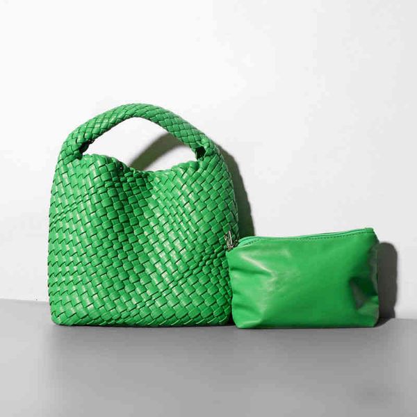 outdoor sports designer venetas bottegas bagswoven large capacity underarm soft leather single shoulder for
outdoor sports designer venetas bottegas bagswoven large capacity underarm soft leather single shoulder for