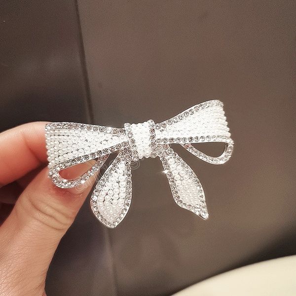 women elegant pearl rhinestones bow hairpins lady luxury temperament hair clip barrettes headband fashion hair accessories, Slivery;white
women elegant pearl rhinestones bow hairpins lady luxury temperament hair clip barrettes headband fashion hair accessories, Slivery;white