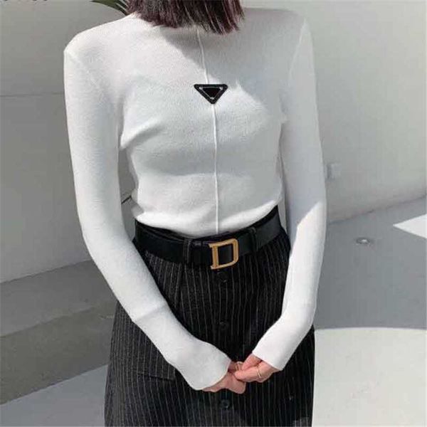 sweaters ladies long slim bottoming sleeve shirt turtleneck metal triangular label designer with tags, White;black
sweaters ladies long slim bottoming sleeve shirt turtleneck metal triangular label designer with tags, White;black