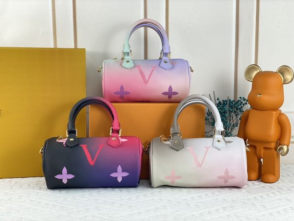 brand 2022 gradient spring designer women messenger bags pillow bag handbags papillon bb shoulder crossbody lady vavin strap bags purse
brand 2022 gradient spring designer women messenger bags pillow bag handbags papillon bb shoulder crossbody lady vavin strap bags purse