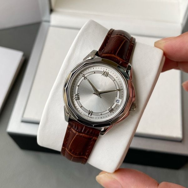 boutique women's watch 316 stainless steel case mechanical movement sapphire mirror leather strap classic three-pin design simple atmos, Slivery;golden
boutique women's watch 316 stainless steel case mechanical movement sapphire mirror leather strap classic three-pin design simple atmos, Slivery;golden