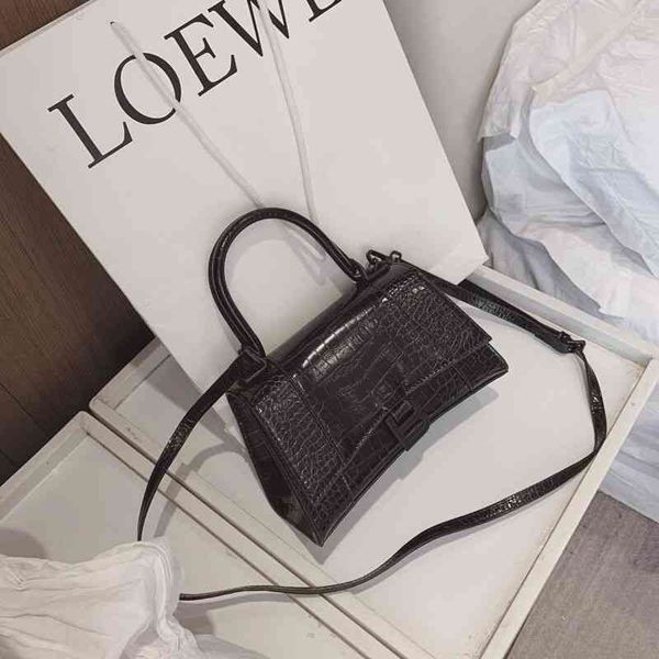 designer luxury balencaigas'ss handbags quality fashion high classic star fierce bear bag crocodile hourglass family b minor
designer luxury balencaigas'ss handbags quality fashion high classic star fierce bear bag crocodile hourglass family b minor