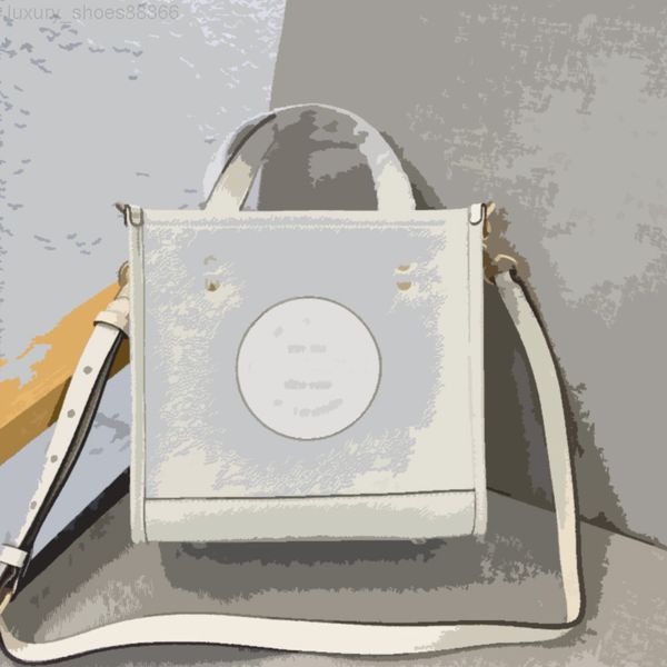 field tote bag kou family female tote small shopping bags carrying solid color single shoulder messenger handbag
field tote bag kou family female tote small shopping bags carrying solid color single shoulder messenger handbag