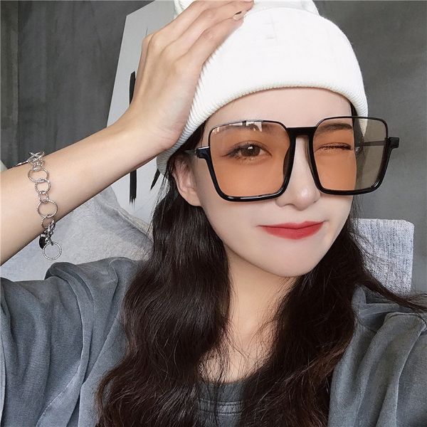 large frame anti blue light glasses ins lower half square sunglasses women's plain net red, White;black
large frame anti blue light glasses ins lower half square sunglasses women's plain net red, White;black