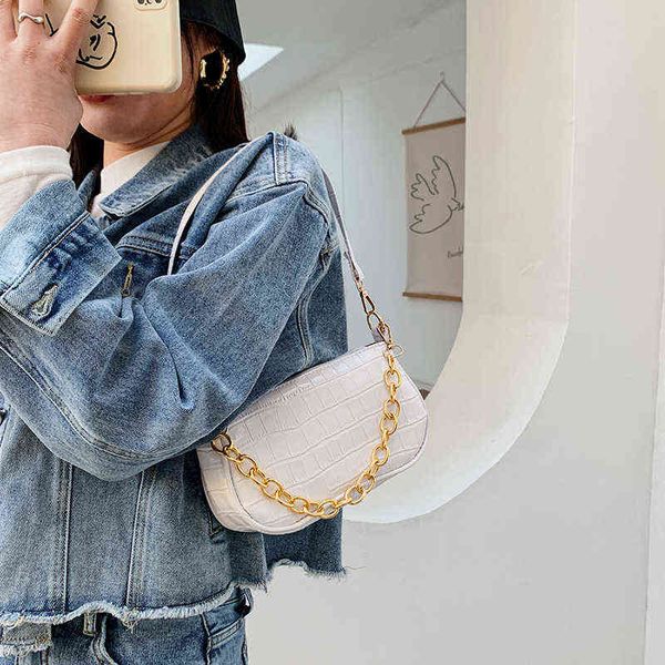 simple texture menger bag net red small spring and summer fashion korean women's armpit french stick
simple texture menger bag net red small spring and summer fashion korean women's armpit french stick