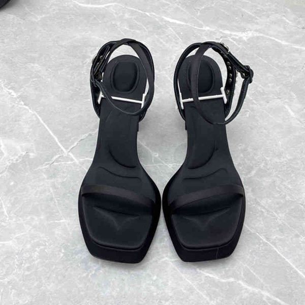 sandals spring and summer thick heel one-sided high-heeled shoes design sense of minority pink waterproof platform square head sandals, Black
sandals spring and summer thick heel one-sided high-heeled shoes design sense of minority pink waterproof platform square head sandals, Black