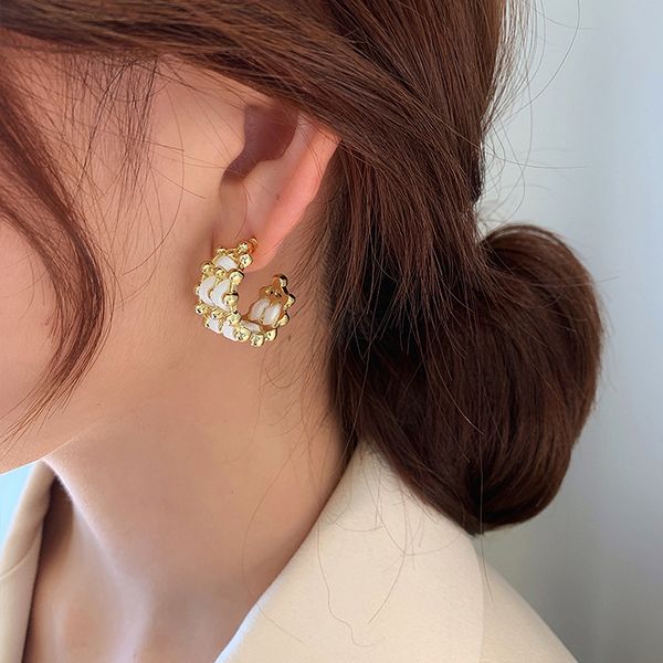 925 silver needle korean dongdaemun geometric c- shaped earrings retro metal woven stud earrings elegant classic style eardrop, Golden
925 silver needle korean dongdaemun geometric c- shaped earrings retro metal woven stud earrings elegant classic style eardrop, Golden