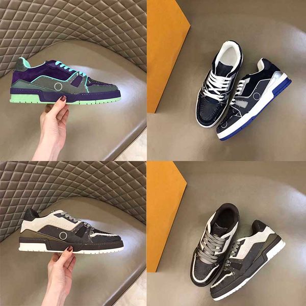 designer's latest letter casual shoes for men and women diagonal lace-up low-cut leather printed embossed embroidery fashion joker snea, Black
designer's latest letter casual shoes for men and women diagonal lace-up low-cut leather printed embossed embroidery fashion joker snea, Black