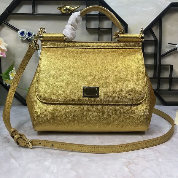 2022 brand fashion bags new classic women's bags, real leather shoulder slung handbags, crescent
2022 brand fashion bags new classic women's bags, real leather shoulder slung handbags, crescent