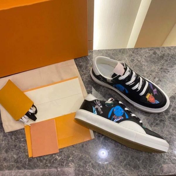 fashion leather man women shoe handmade multicolor gradient technical sneakers luxurys designers shoes trainers, Black
fashion leather man women shoe handmade multicolor gradient technical sneakers luxurys designers shoes trainers, Black