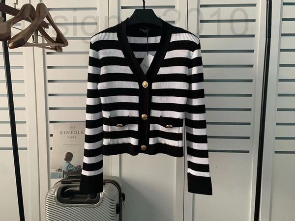women's sweaters designer autumn and winter new balman gold button cotton loose pullover long sleeved sweater cardigan net red lovers z, White;black
women's sweaters designer autumn and winter new balman gold button cotton loose pullover long sleeved sweater cardigan net red lovers z, White;black
