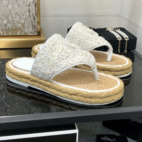 designer women slippers new early spring camellia woven flip flops outdoor beach causal flat sandals size :35-40, Black
designer women slippers new early spring camellia woven flip flops outdoor beach causal flat sandals size :35-40, Black