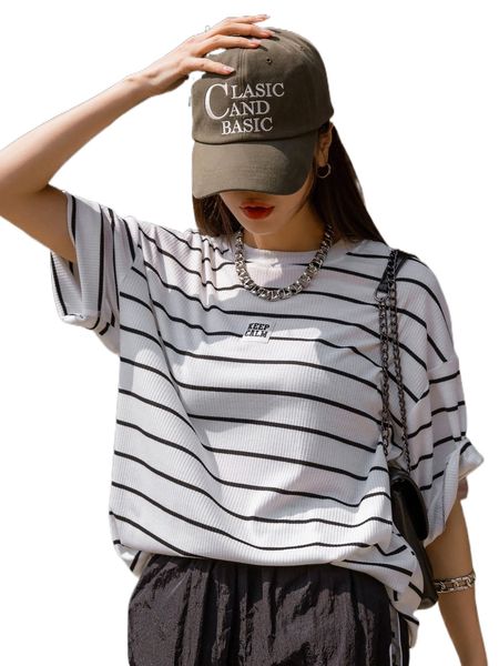 dazy striped letter patched detail drop shoulder tee c7ob#, White
dazy striped letter patched detail drop shoulder tee c7ob#, White