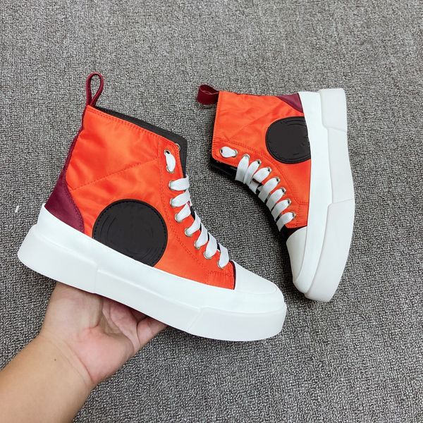 designer sneakers boots men women casual shoes fashion white genuine leather luxury flower embroidered flat sports 0407, Black
designer sneakers boots men women casual shoes fashion white genuine leather luxury flower embroidered flat sports 0407, Black