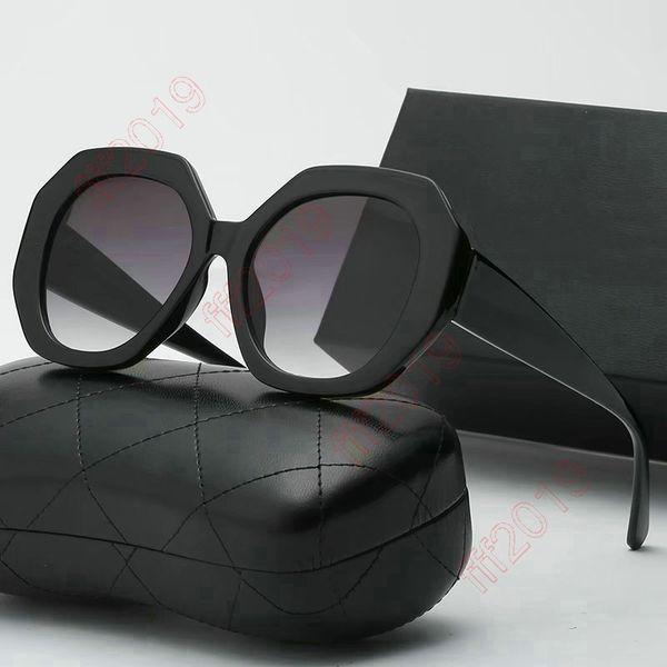 fashion designer square millionaires sunglasses woman retro vintage gradient sun glasses female clear lens black white oculos de sol lunette, White;black
fashion designer square millionaires sunglasses woman retro vintage gradient sun glasses female clear lens black white oculos de sol lunette, White;black