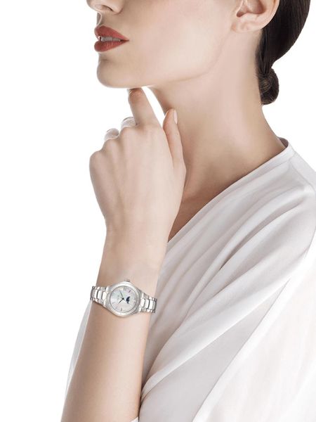 wristwatches kuluze titanium women's watch swiss movement waterproof fashion quartz luxury star moon series women watches, Slivery;brown
wristwatches kuluze titanium women's watch swiss movement waterproof fashion quartz luxury star moon series women watches, Slivery;brown