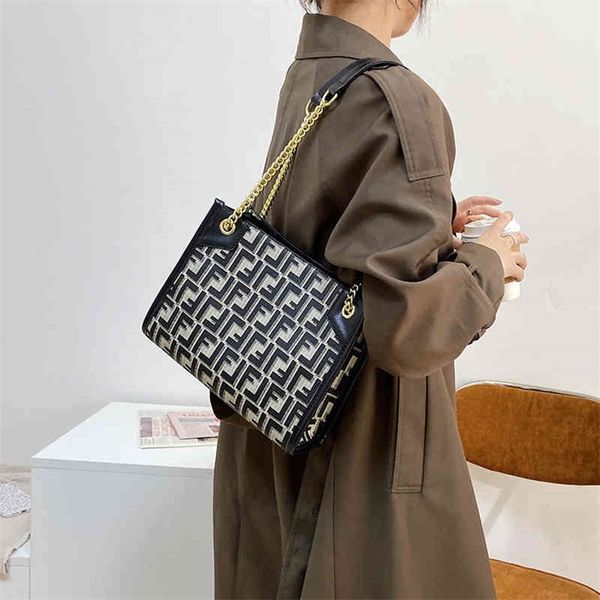 64% off trendy bags 2022 new designer handbags bags female chain portable trend fashion printed letter single shoulder messenger backpack{ca
64% off trendy bags 2022 new designer handbags bags female chain portable trend fashion printed letter single shoulder messenger backpack{ca