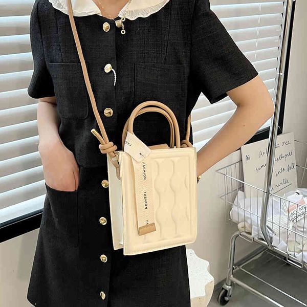 women's fashion personality trend brand bag wholesale foreign imprsion popular solid color spring msenger small 2022 new portable one s
women's fashion personality trend brand bag wholesale foreign imprsion popular solid color spring msenger small 2022 new portable one s