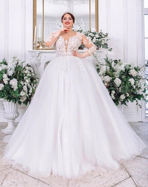 plus size wedding dress 2022 white with light gray bridal gowns long sleeves sheer with floral applique beads
plus size wedding dress 2022 white with light gray bridal gowns long sleeves sheer with floral applique beads