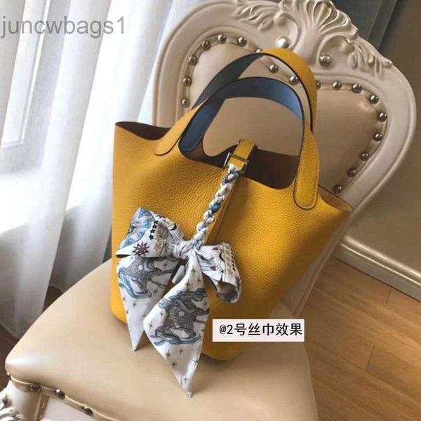 bag classic flower 2023 h family's first layer cowhide vegetable basket with bucket and silk towel
bag classic flower 2023 h family's first layer cowhide vegetable basket with bucket and silk towel