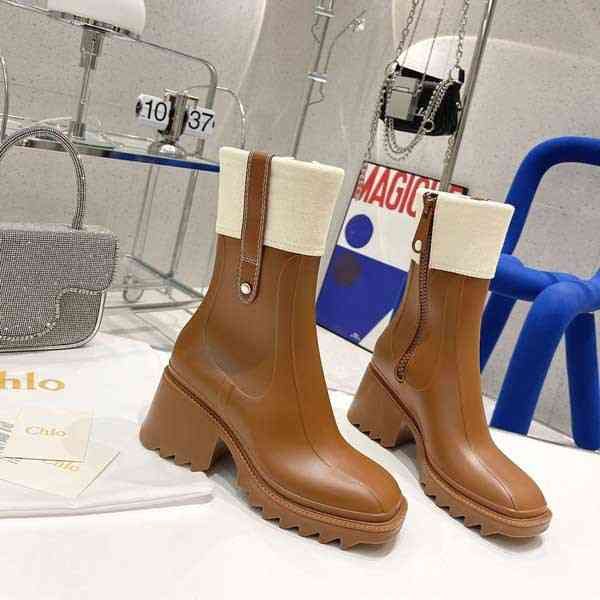 boots liu wen letters wear wool rain boots, women's pvc anti slip square head martin high heels, short boots and water shoes, Black
boots liu wen letters wear wool rain boots, women's pvc anti slip square head martin high heels, short boots and water shoes, Black