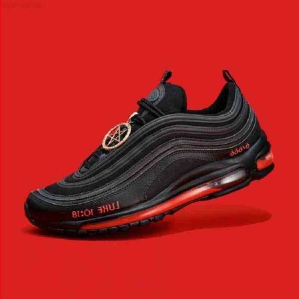 2021 r sean wotherspoon max air 97 97s mens running shoes triple black bred gradient fade chunky dunky fashion men women trainer r
2021 r sean wotherspoon max air 97 97s mens running shoes triple black bred gradient fade chunky dunky fashion men women trainer r