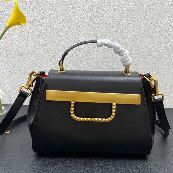 fashion grained leather women's bags brass stud logo designer large capacity handbags casual shoulder crossbody bags
fashion grained leather women's bags brass stud logo designer large capacity handbags casual shoulder crossbody bags