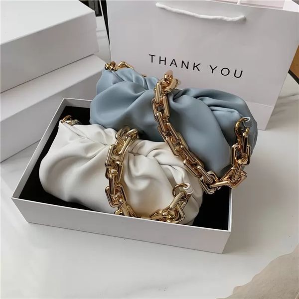 shoulder bag fashion underarm bag female 2022 popular new summer fold wide gold chain clouds whitel uxury bags
shoulder bag fashion underarm bag female 2022 popular new summer fold wide gold chain clouds whitel uxury bags