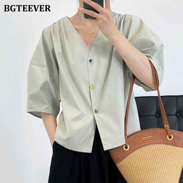 casual v-neck loose women single-breasted blouses puff sleeve loose female solid shirts 2021 summer blusas, White
casual v-neck loose women single-breasted blouses puff sleeve loose female solid shirts 2021 summer blusas, White
