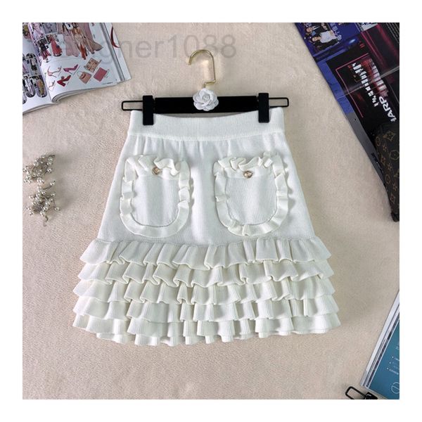 skirts designer 2021 early spring white knitted cake skirt women's new style temperament high waist slim pqtn, Black
skirts designer 2021 early spring white knitted cake skirt women's new style temperament high waist slim pqtn, Black