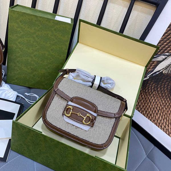 5a+ women bag 2021 classic fashion designer handbags imitation brands luxurys designers bags plaid flower crossbody wallet small purse
5a+ women bag 2021 classic fashion designer handbags imitation brands luxurys designers bags plaid flower crossbody wallet small purse