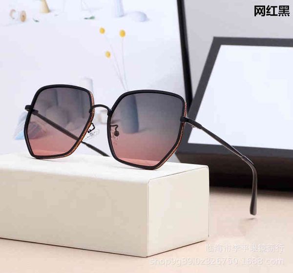 sunglasses 2022 g bee big frame polygon couple toad net red star, White;black
sunglasses 2022 g bee big frame polygon couple toad net red star, White;black
