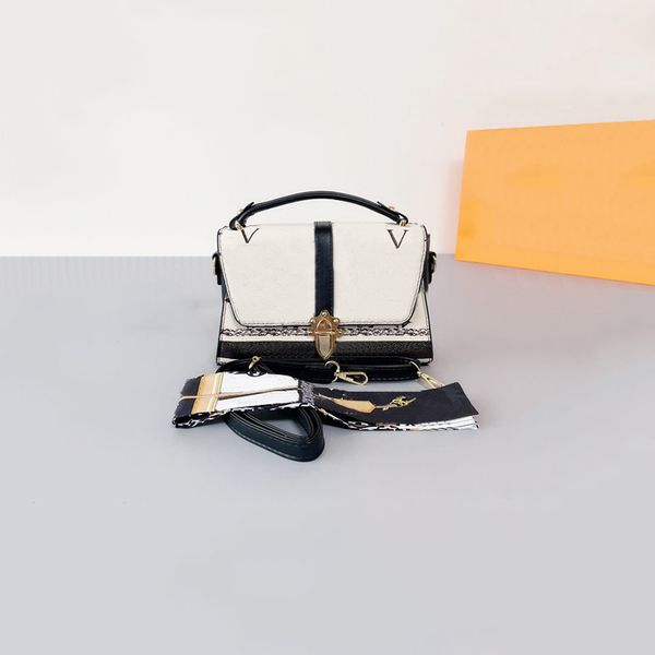 designer totes luxury brand purse open bag wallets women handbags tote real leather brand 002
designer totes luxury brand purse open bag wallets women handbags tote real leather brand 002